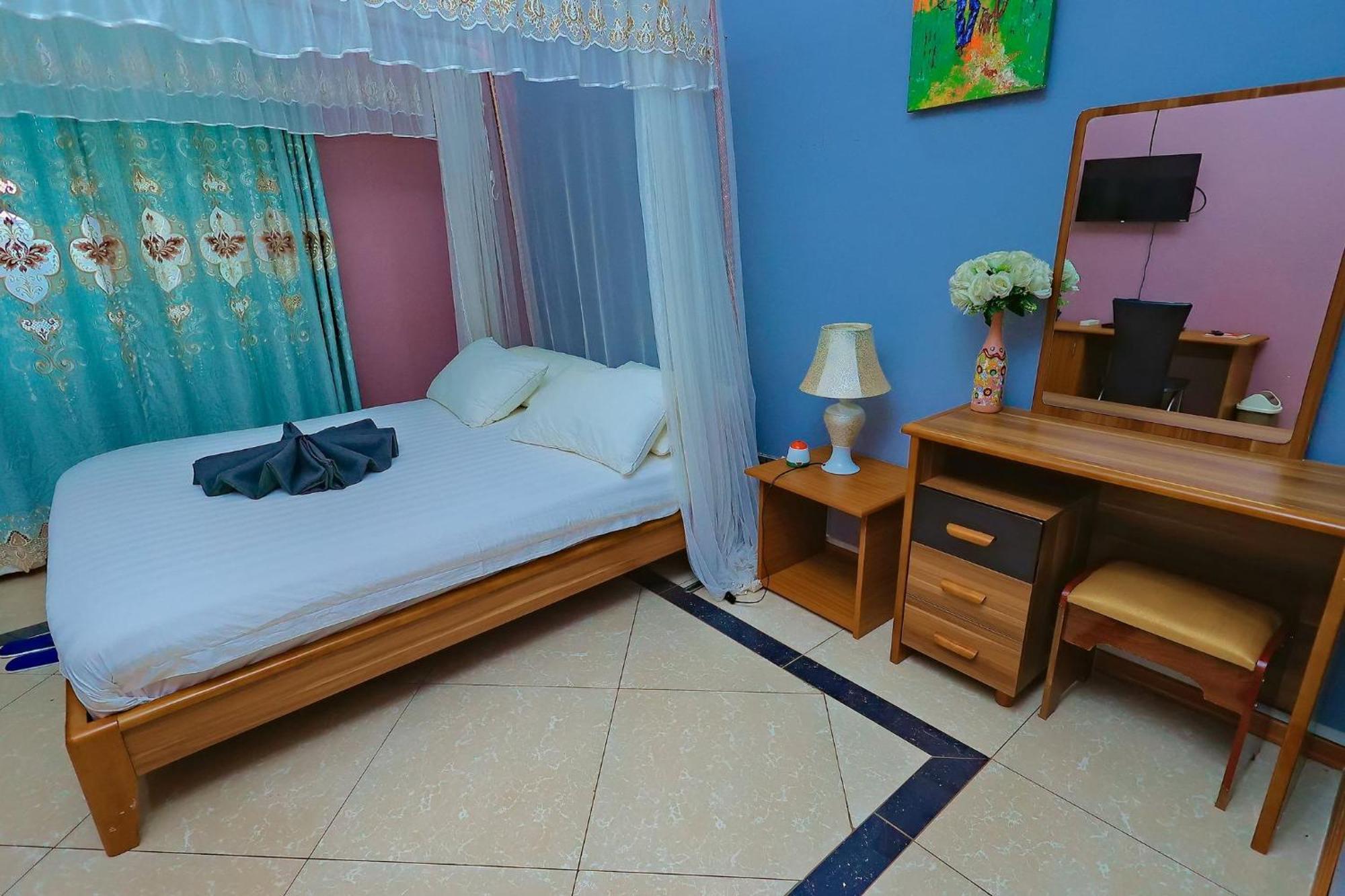 Shine Country Resort Hotel Naziba Ngoại thất bức ảnh