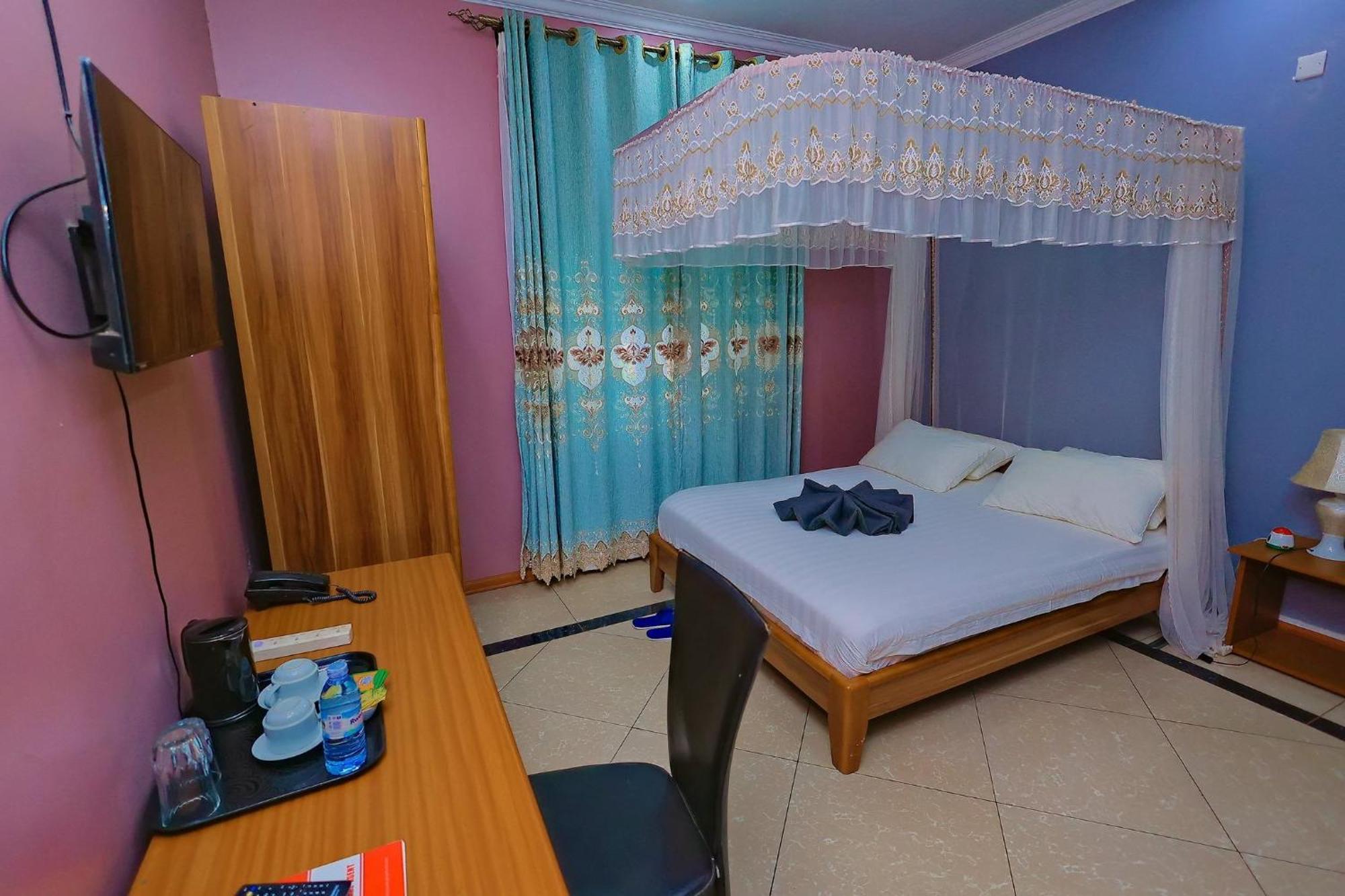 Shine Country Resort Hotel Naziba Ngoại thất bức ảnh