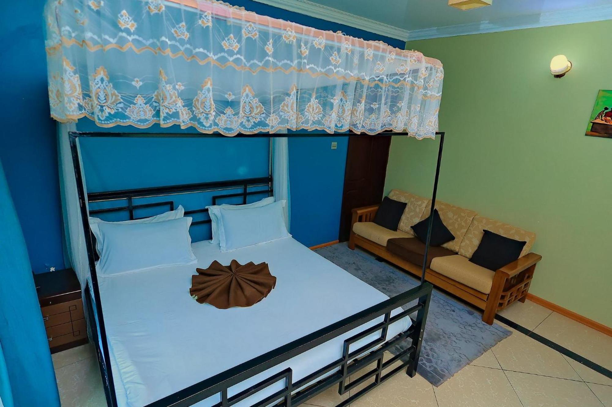 Shine Country Resort Hotel Naziba Ngoại thất bức ảnh