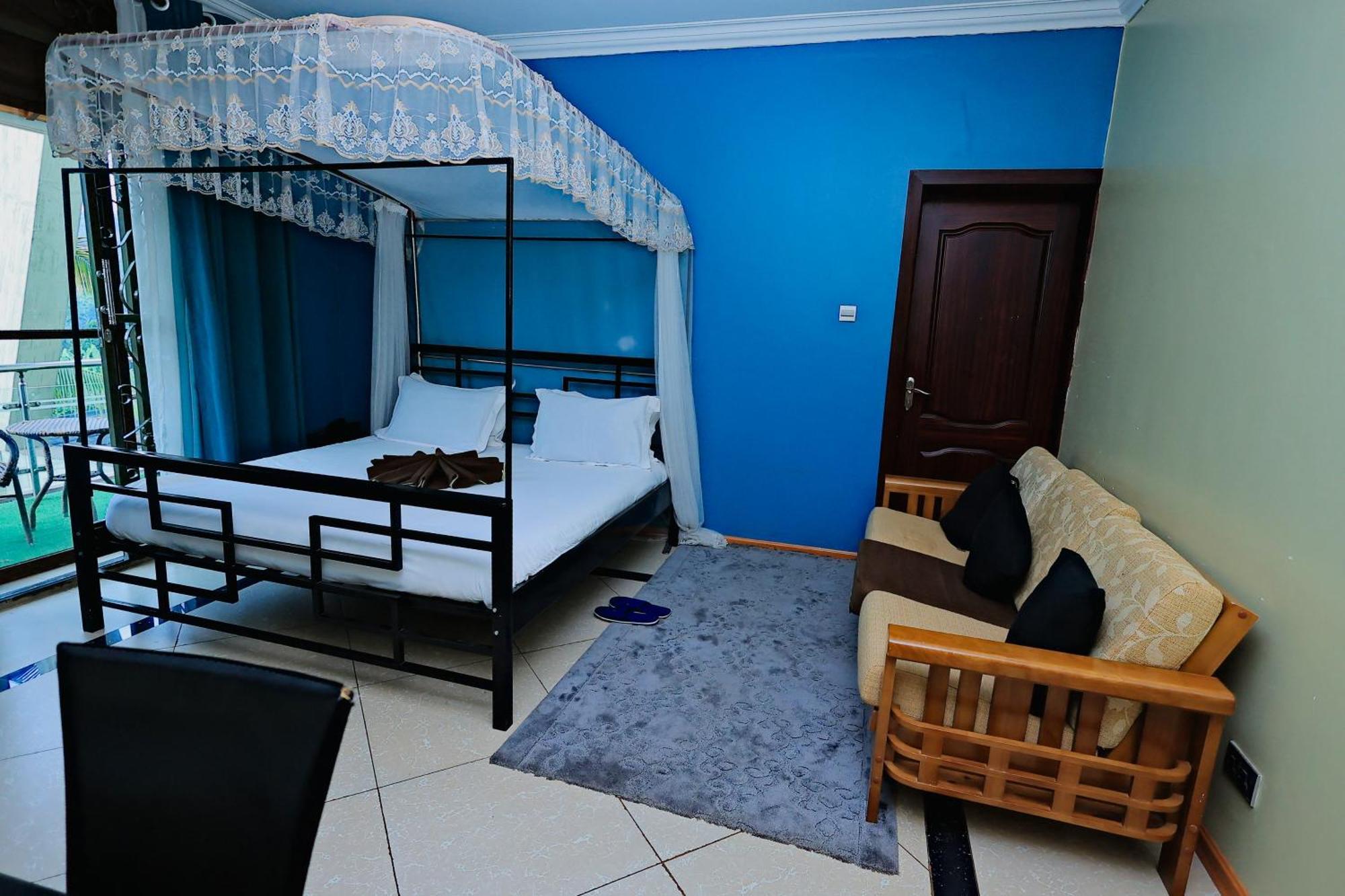 Shine Country Resort Hotel Naziba Ngoại thất bức ảnh