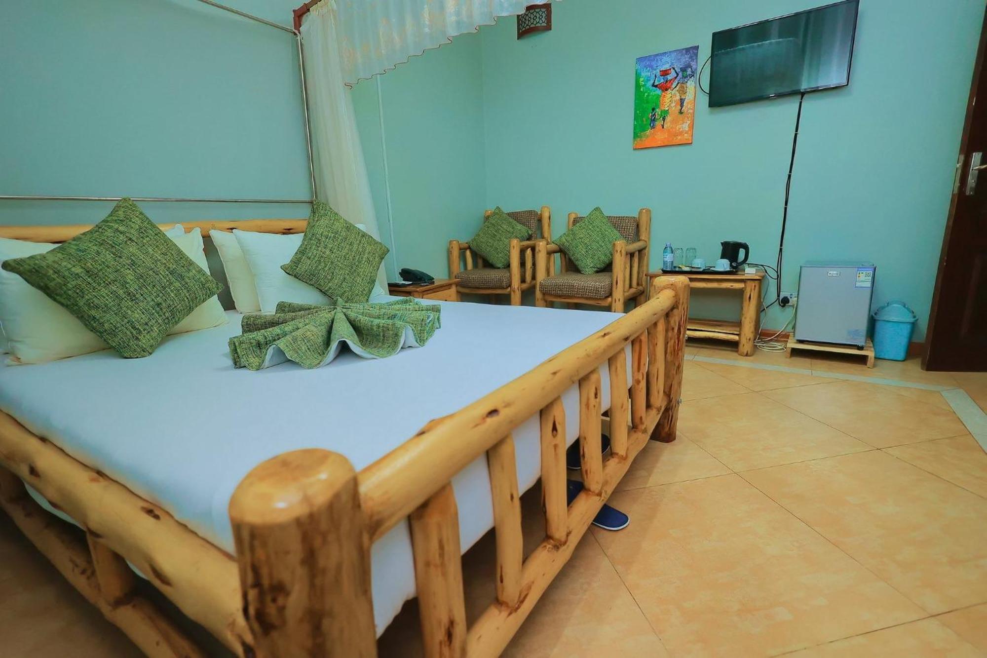 Shine Country Resort Hotel Naziba Ngoại thất bức ảnh